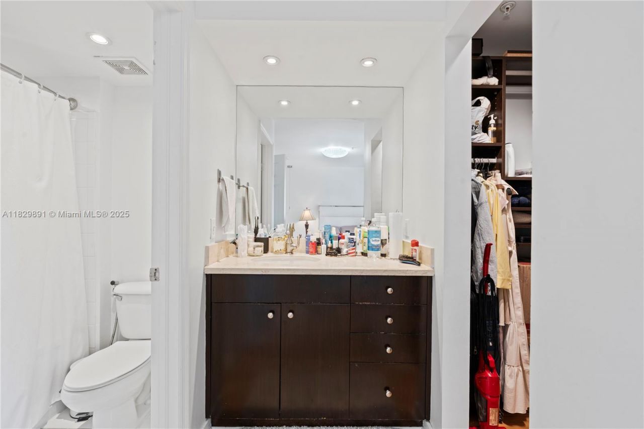 2811 NE 185th St, Unit 804, Aventura, FL 33180 Photo