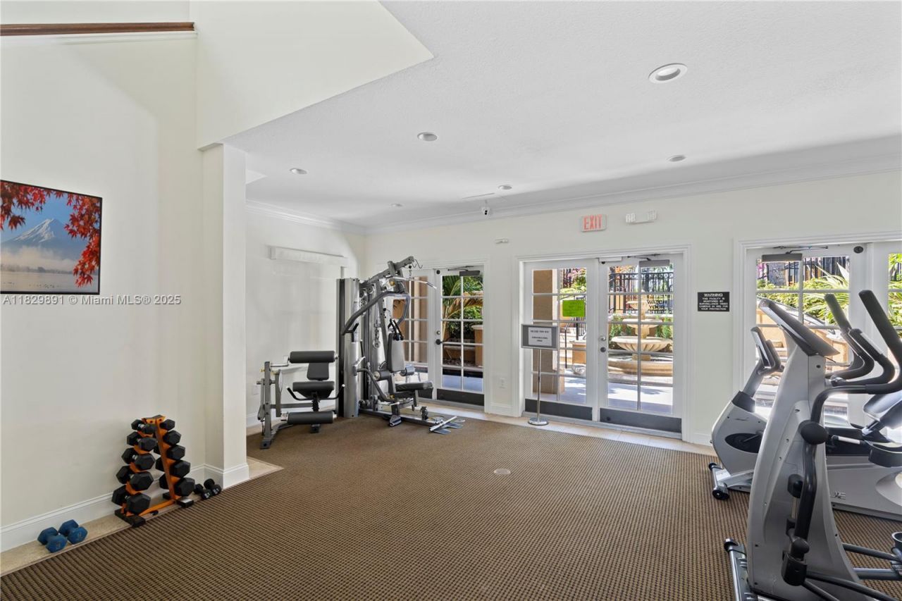 2811 NE 185th St, Unit 804, Aventura, FL 33180 Photo