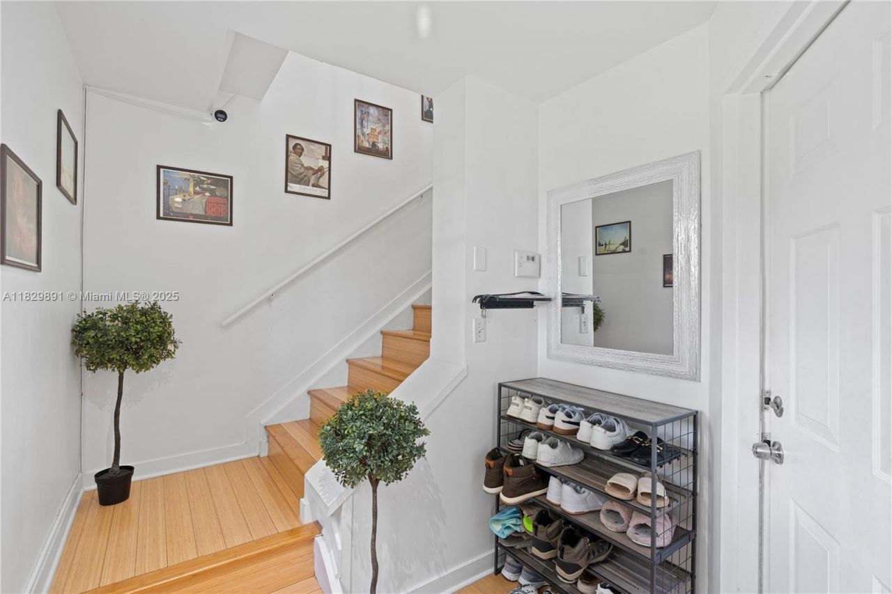 2811 NE 185th St, Unit 804, Aventura, FL 33180 Photo