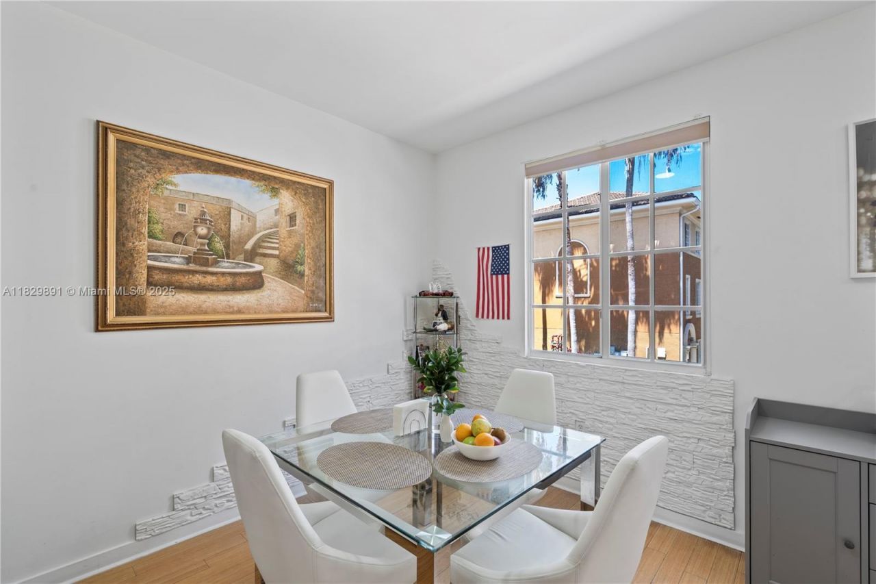 2811 NE 185th St, Unit 804, Aventura, FL 33180 Photo