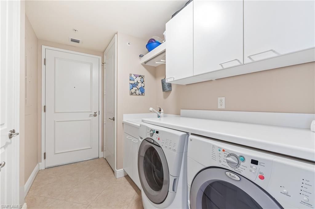 23850 Via Italia Cir, Unit 604, Estero, FL 34134 Photo