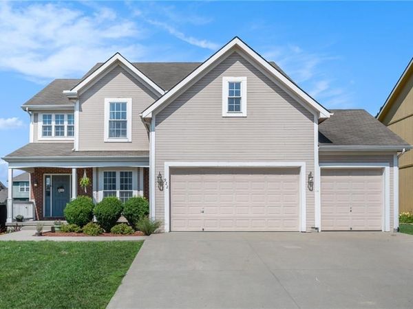 922 Southfork Street, Lansing, KS 66043