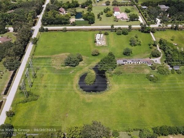 12880 Luray Road, Southwest Ranches, FL 33330