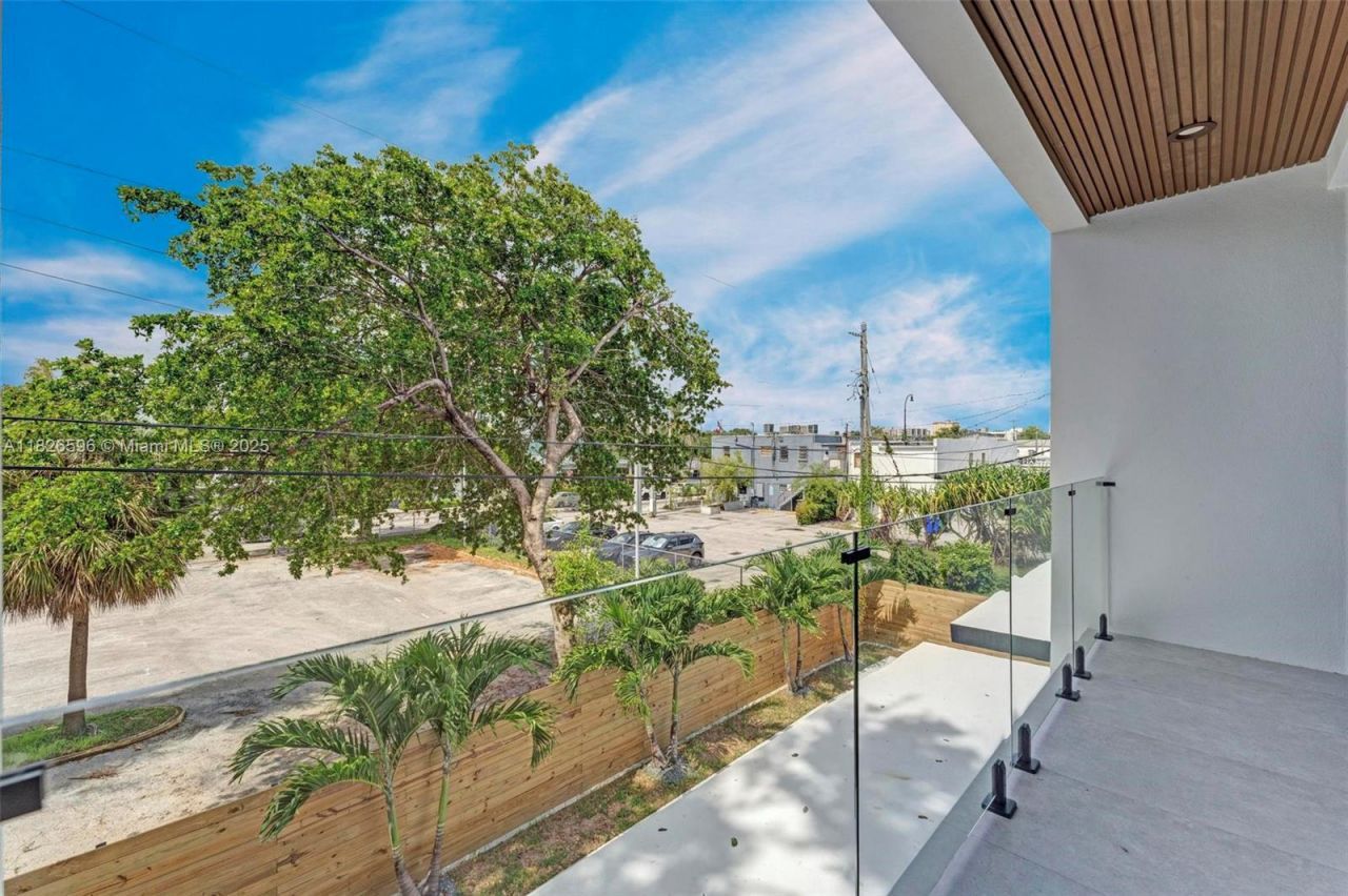 630 NE 82nd Ter, Miami, FL 33138 Photo