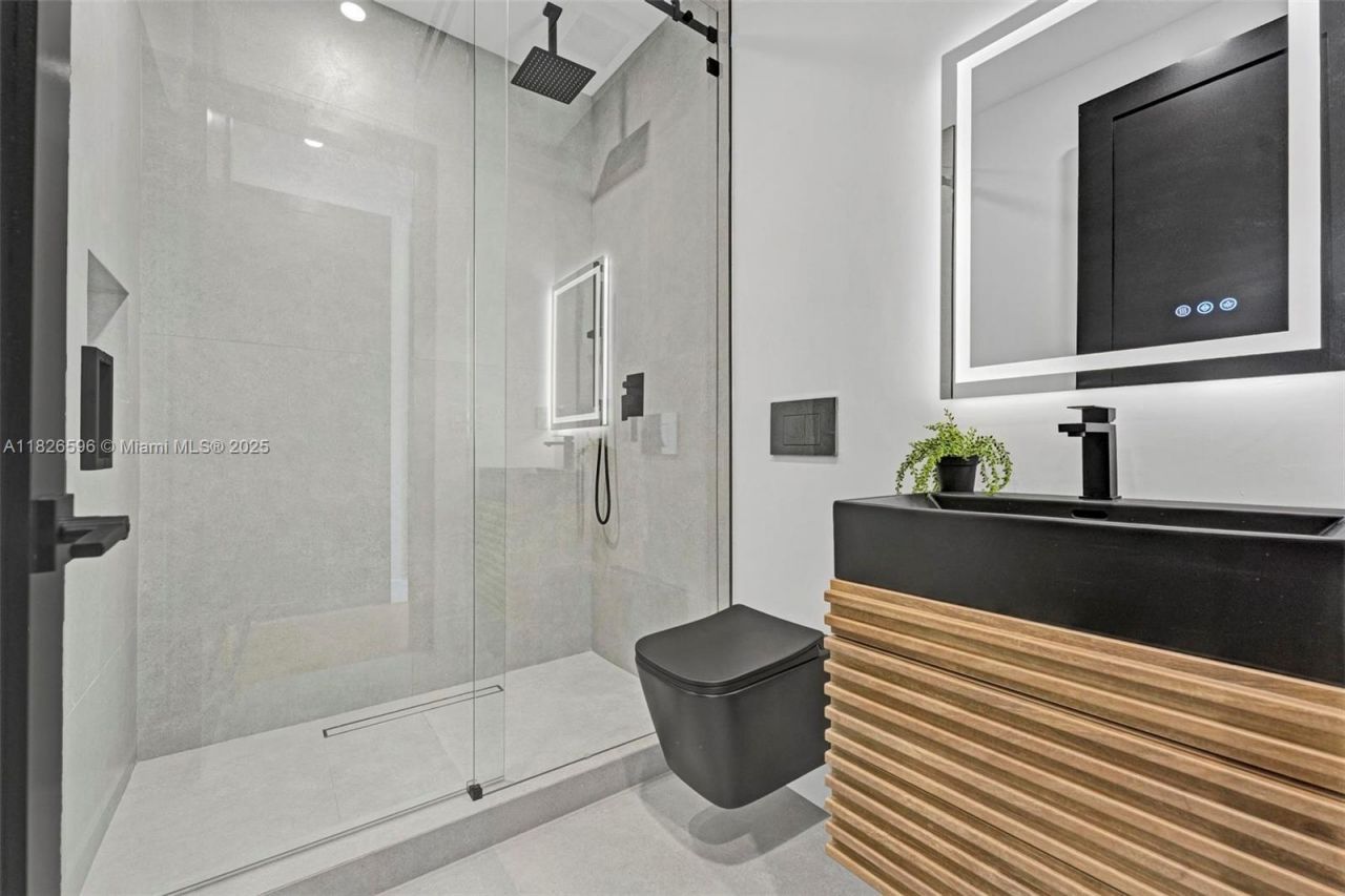 630 NE 82nd Ter, Miami, FL 33138 Photo