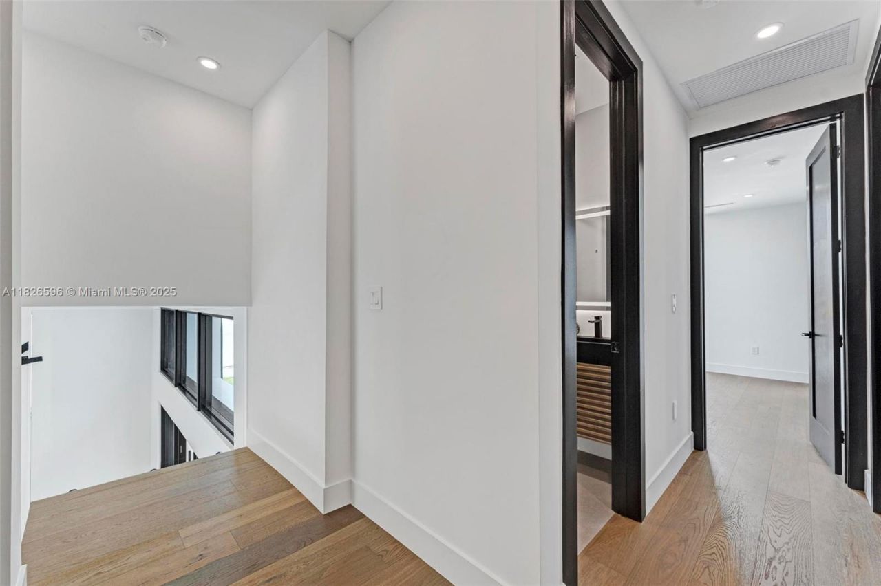 630 NE 82nd Ter, Miami, FL 33138 Photo