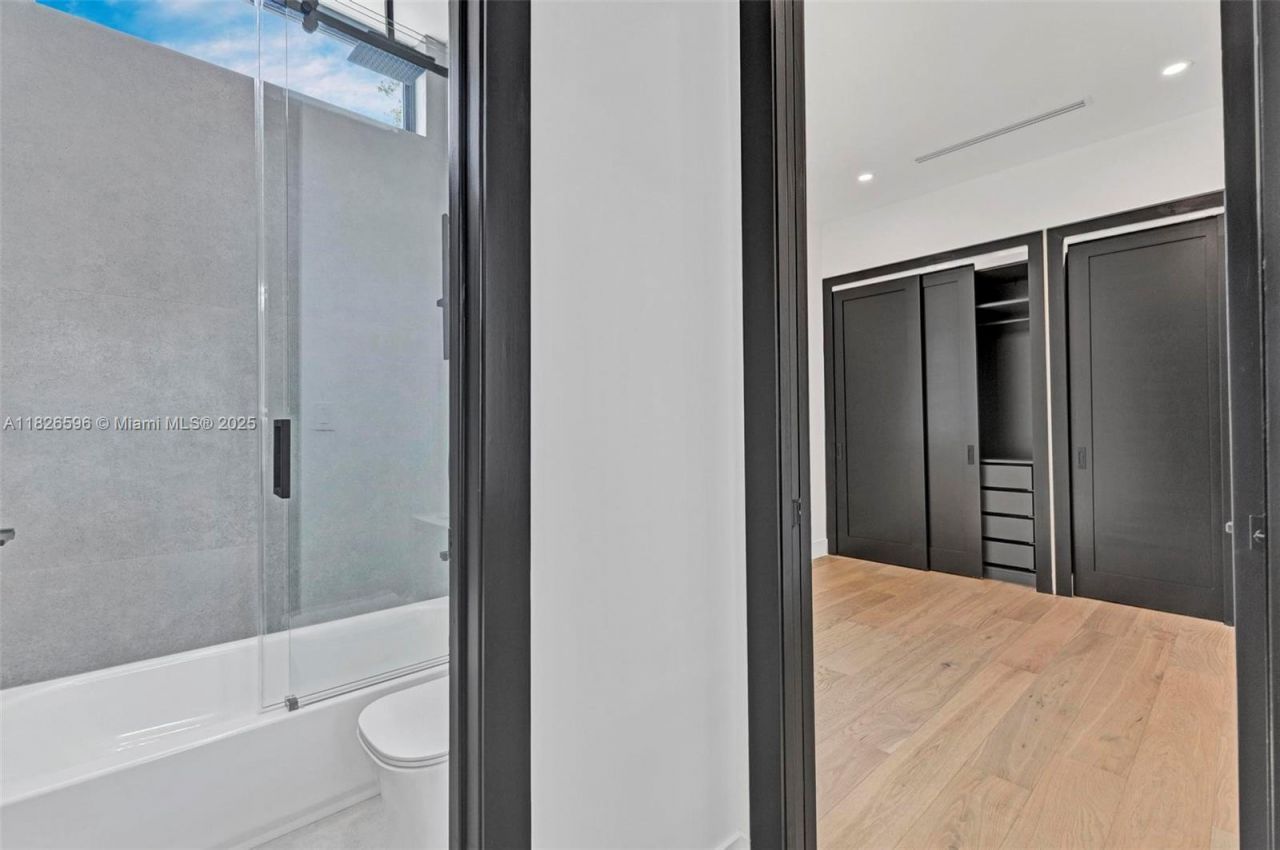 630 NE 82nd Ter, Miami, FL 33138 Photo