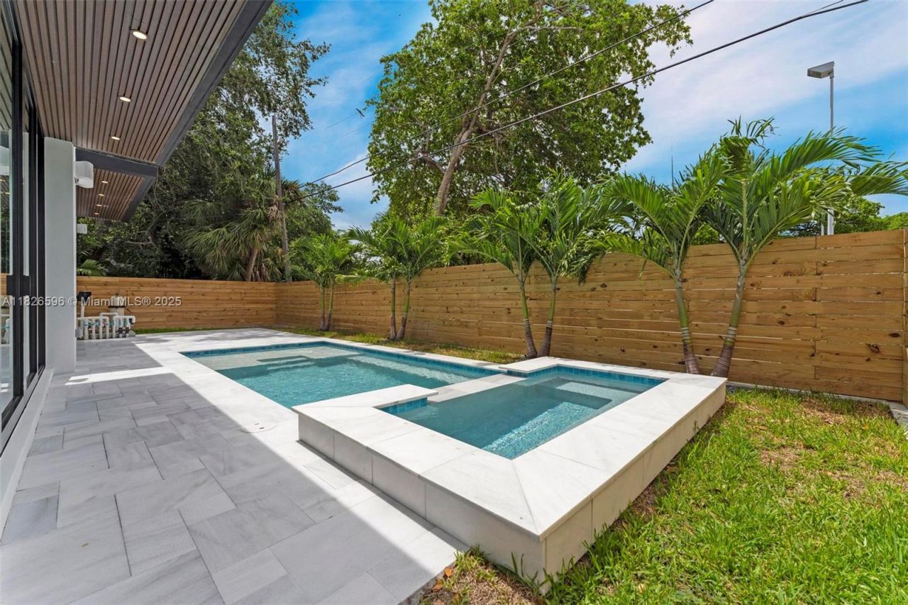 630 NE 82nd Ter, Miami, FL 33138 Photo