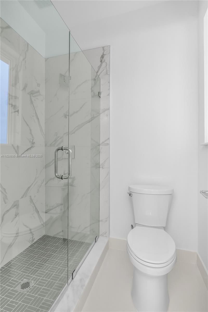 2210 SW 122nd Ter, Davie, FL 33325 Photo