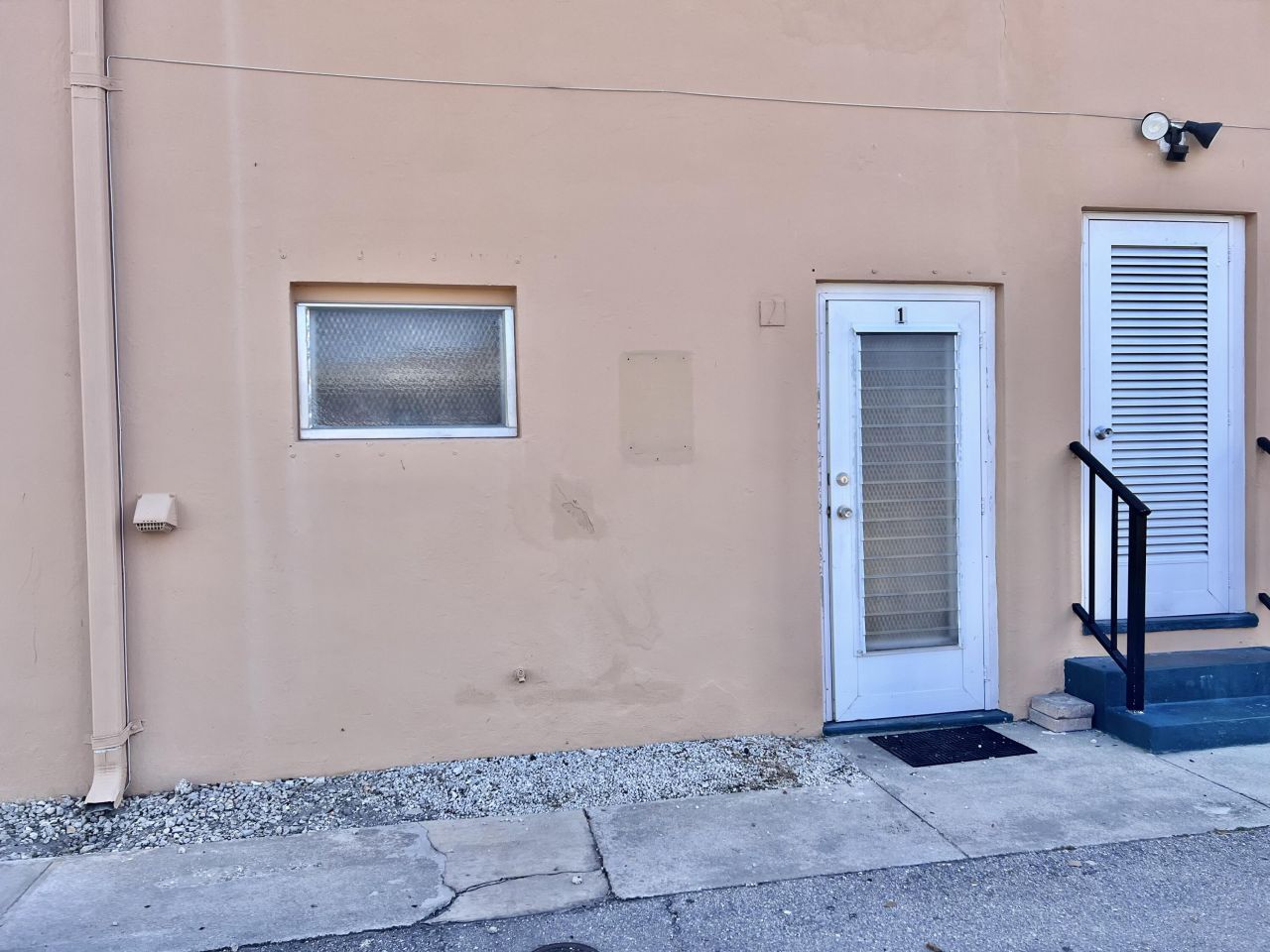 101 S Golfview Road, Unit 1, Lake Worth Beach, FL 33460 Photo