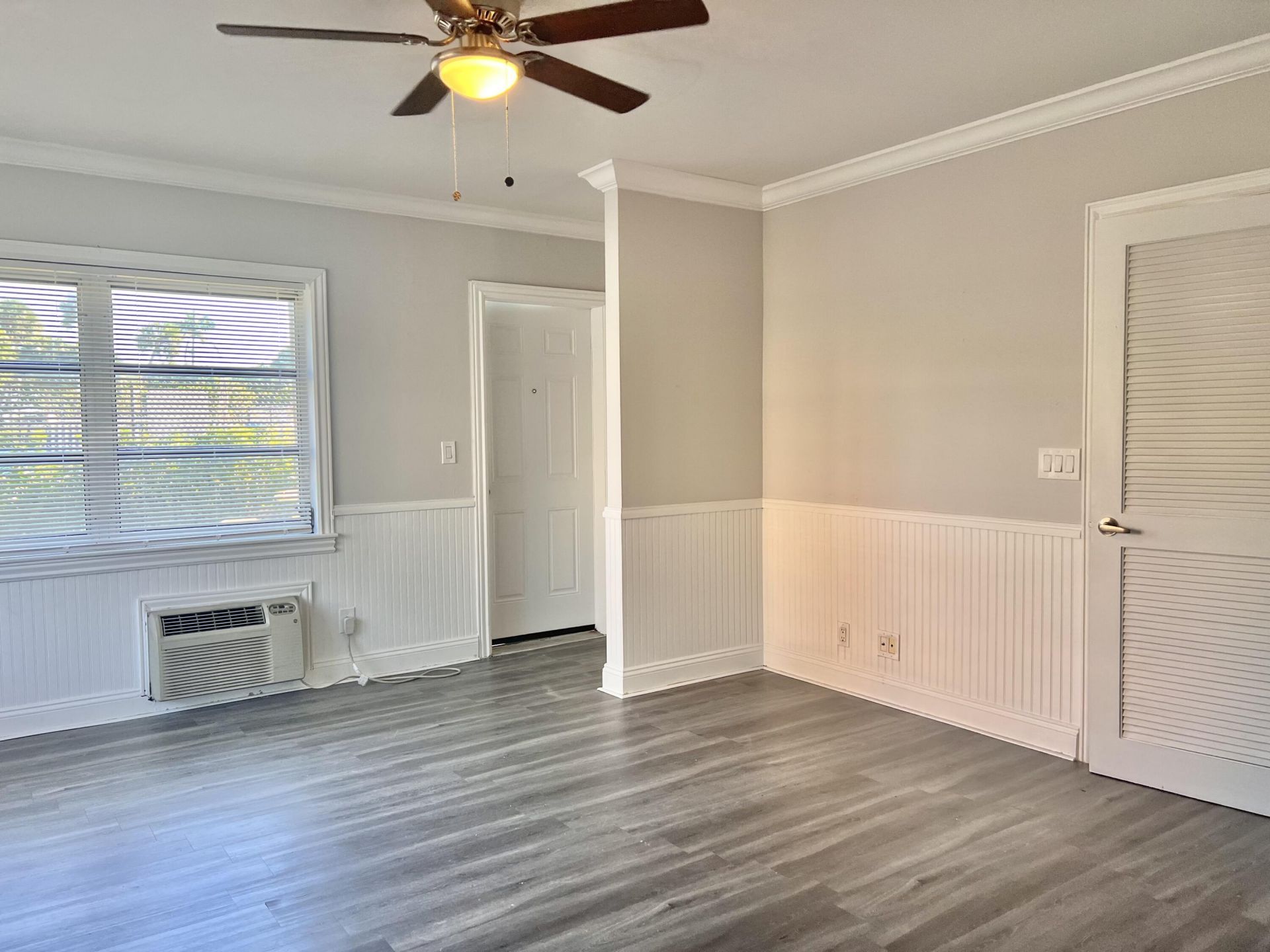 101 S Golfview Road, Unit 1, Lake Worth Beach, FL 33460 Photo