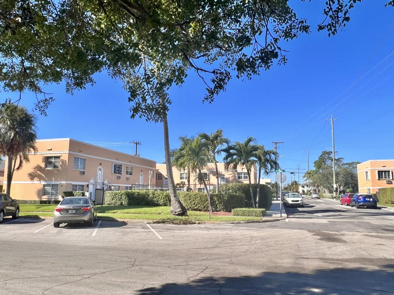 101 S Golfview Road, Unit 1, Lake Worth Beach, FL 33460 Photo