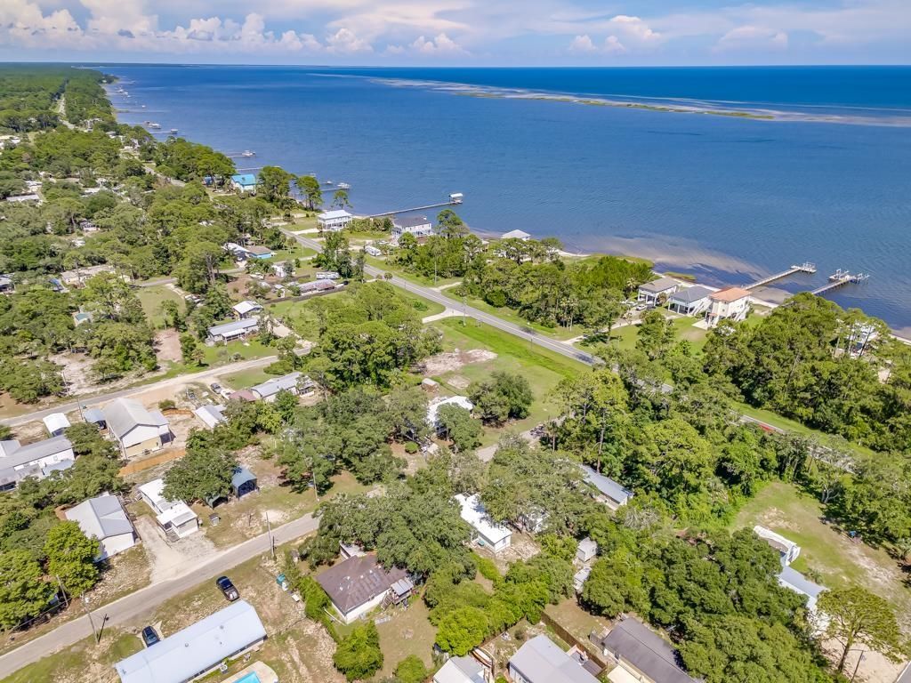 111 California Street, Carrabelle, FL 32322 Photo