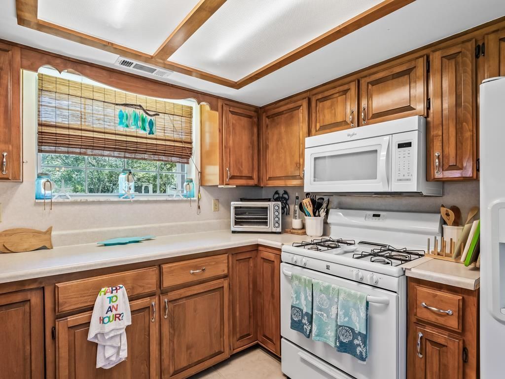 111 California Street, Carrabelle, FL 32322 Photo