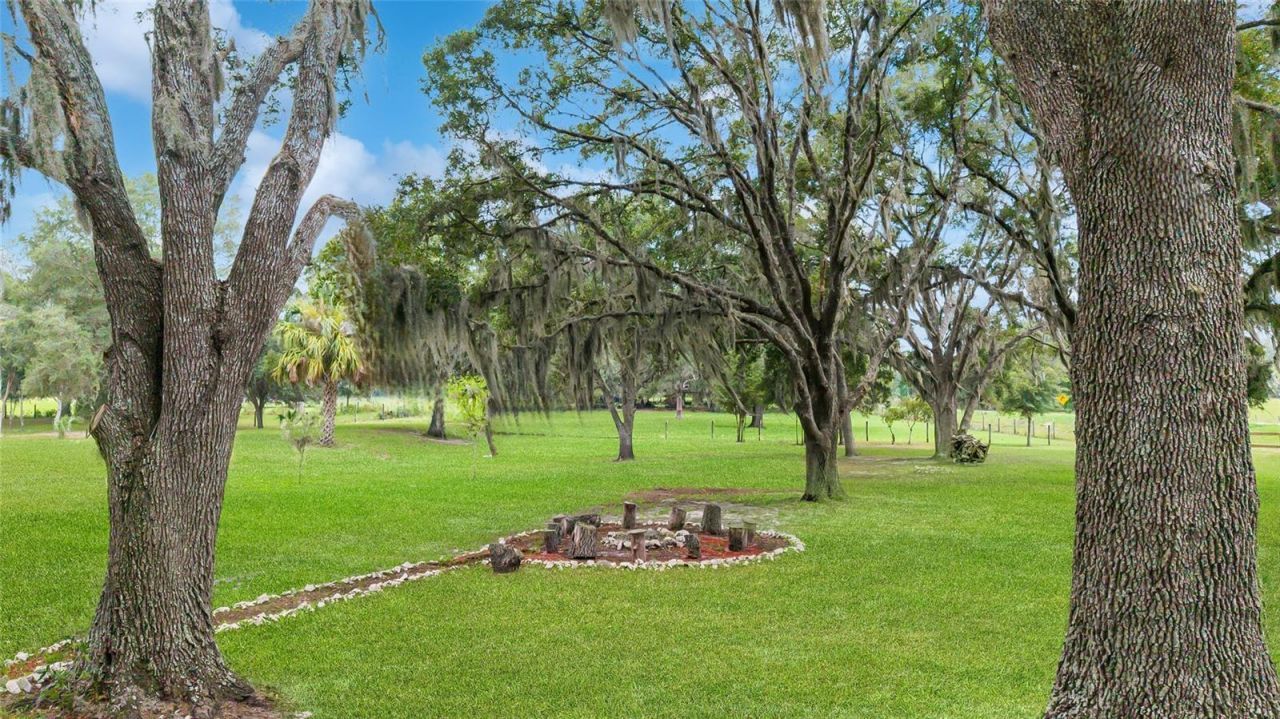 12651 SE County Road 337, Dunnellon, FL 34431 Photo