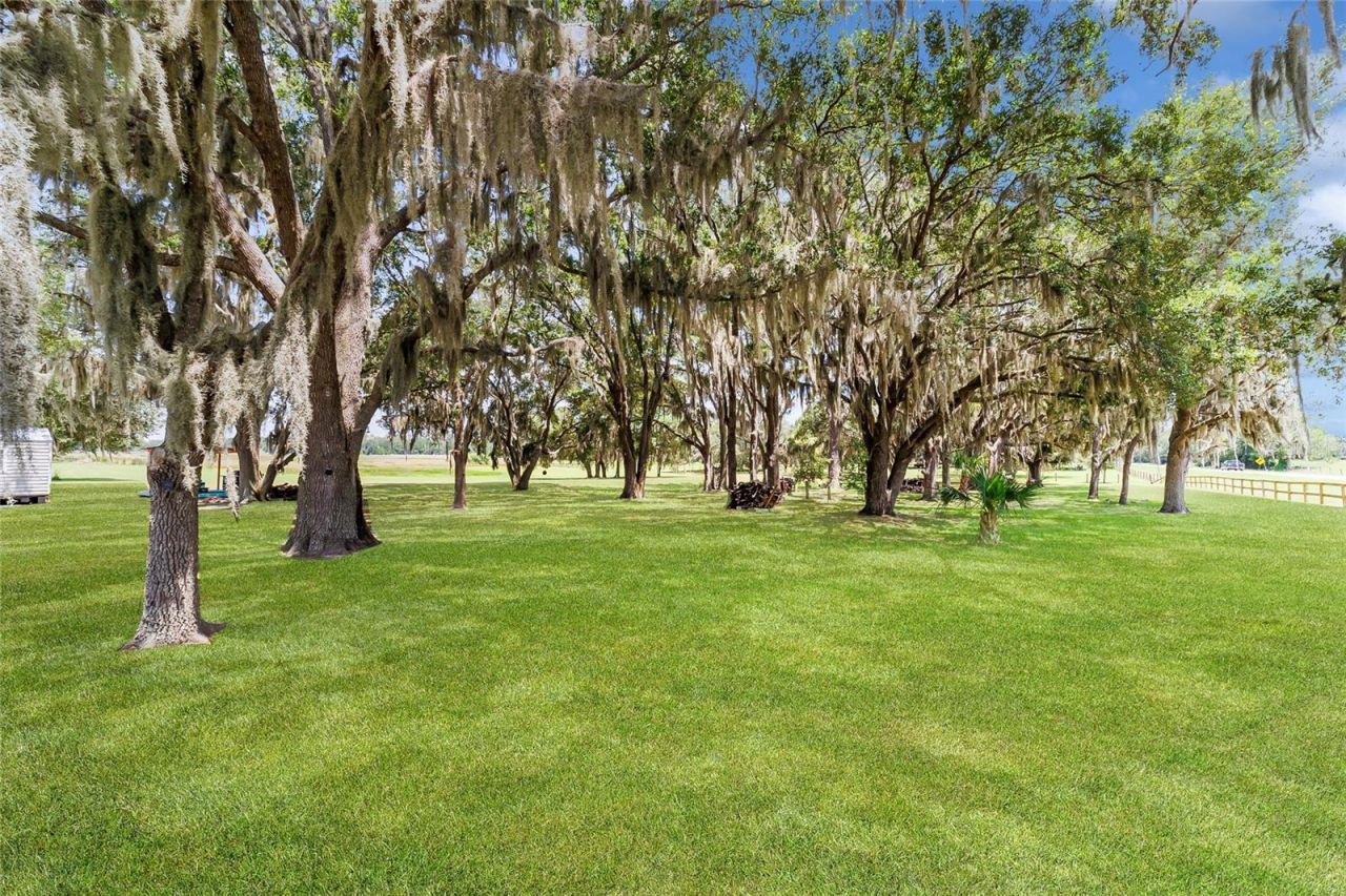 12651 SE County Road 337, Dunnellon, FL 34431 Photo