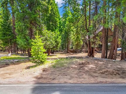 700 E Mountain Ridge Road, Lake Almanor, CA 96137 Photo