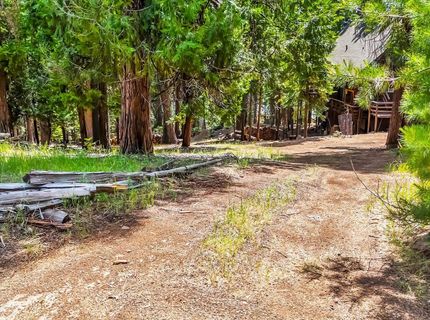 700 E Mountain Ridge Road, Lake Almanor, CA 96137 Photo