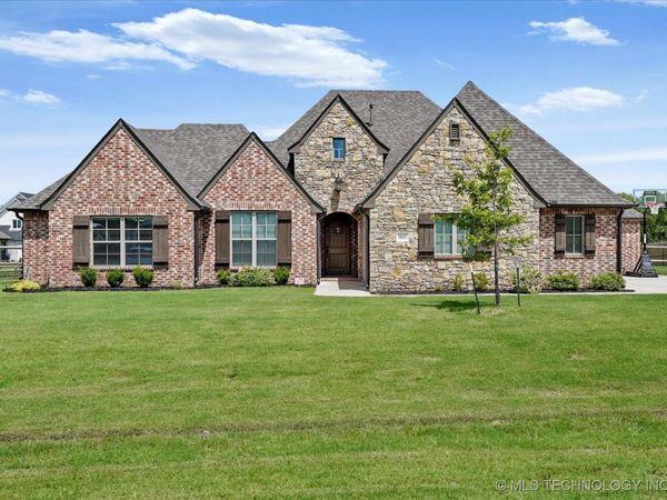 10611 N 159th East Avenue, Owasso, OK 74055