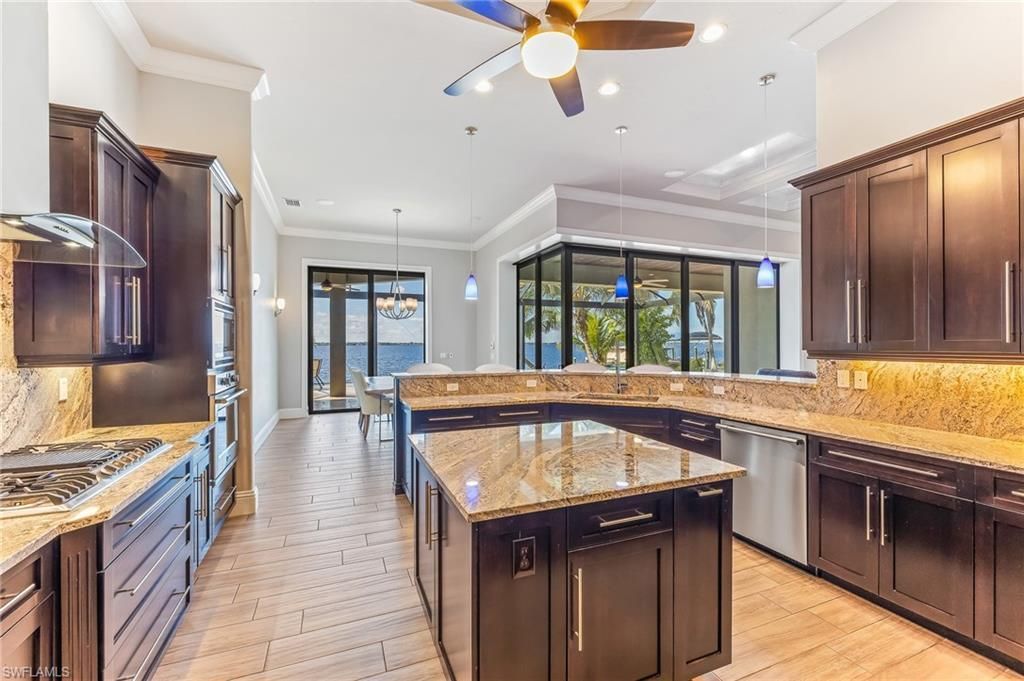 2506 SE 28th St, Cape Coral, FL 33904 Photo