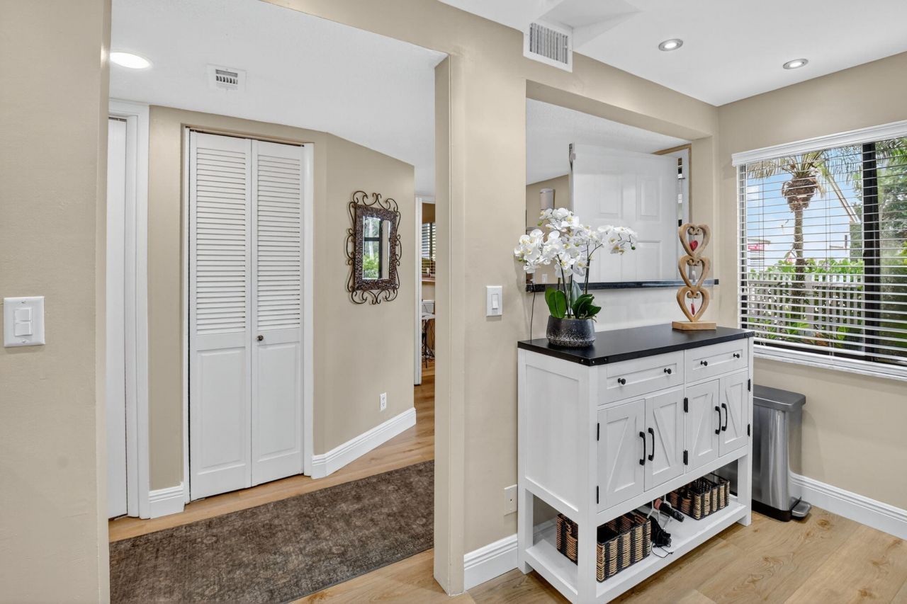 7270 Ashford Place, Unit 104, Delray Beach, FL 33446 Photo