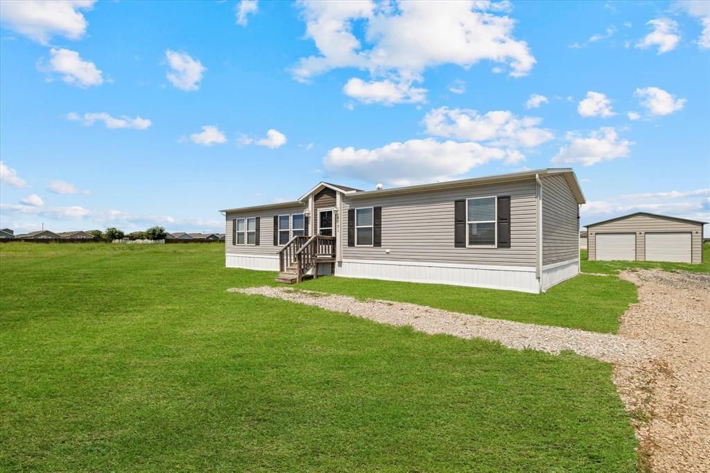 6701 Andrew Court, Princeton, TX 75407 Main Photo