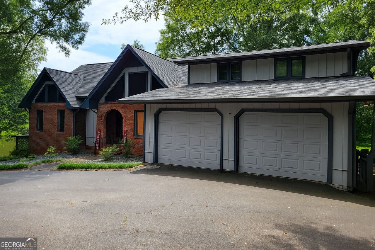 45 Surrey Chase Drive, Social Circle, GA 30025 Main Photo