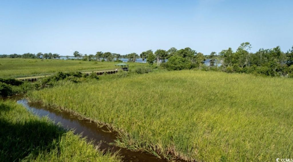 313 Rossdhu Ave. Photo 14