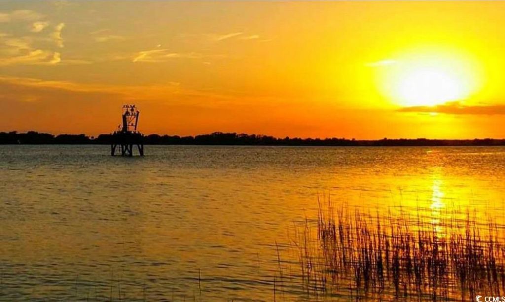 313 Rossdhu Ave. Photo 36