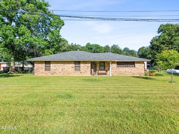 1912 Mimosa Street, Abbeville, LA 70510