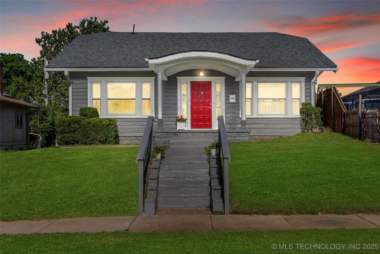 212 S Phoenix Avenue, Tulsa, OK 74127 Main Photo