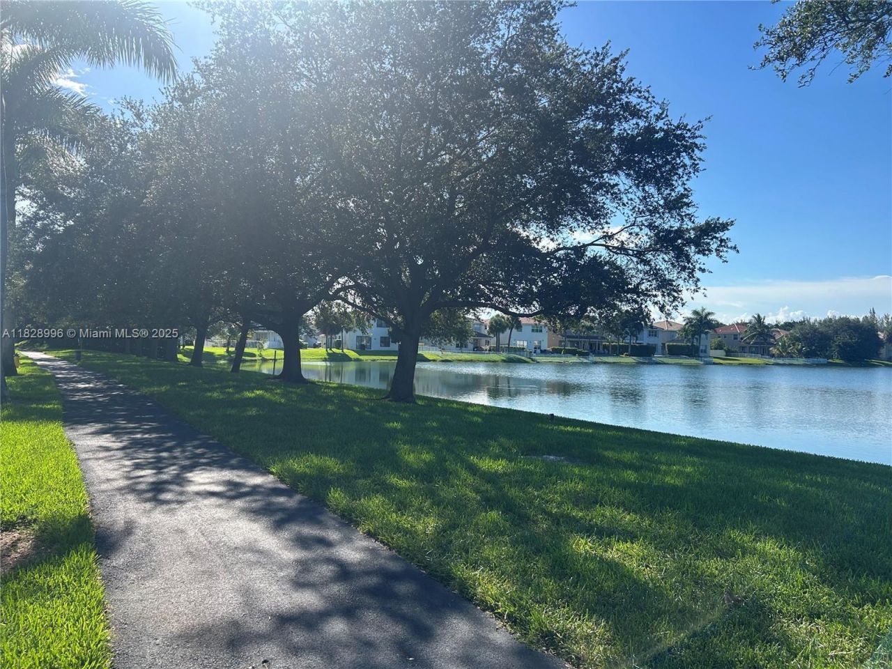 12415 SW 42nd St, Miramar, FL 33027 Photo