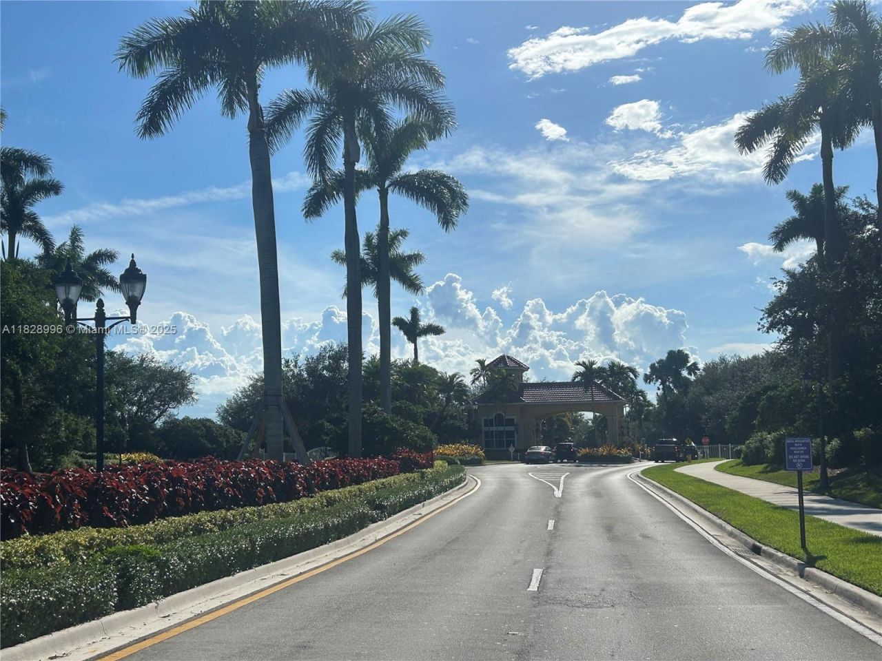 12415 SW 42nd St, Miramar, FL 33027 Photo