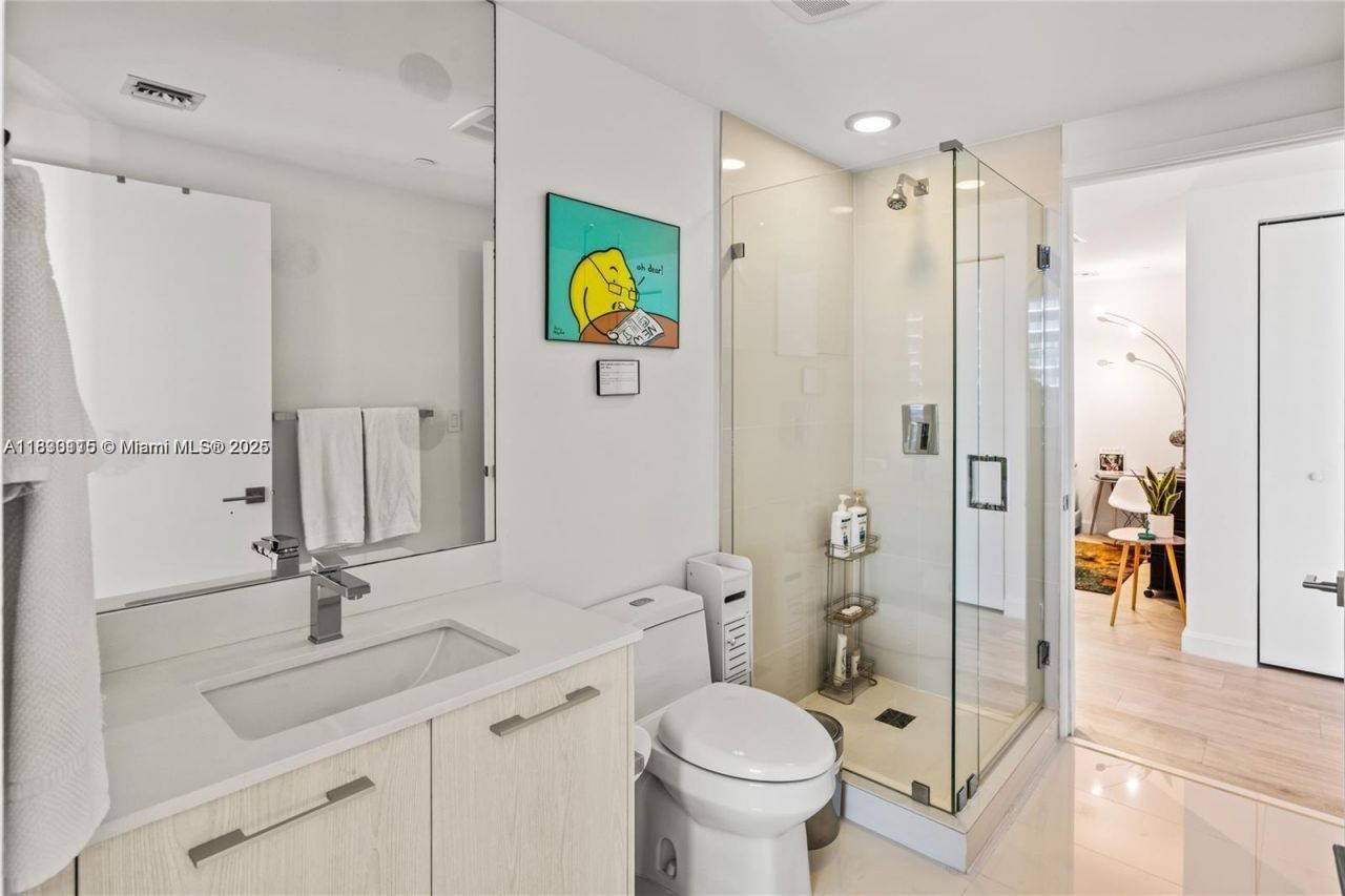 55 SW 9th St, Unit 1801, Miami, FL 33130 Photo