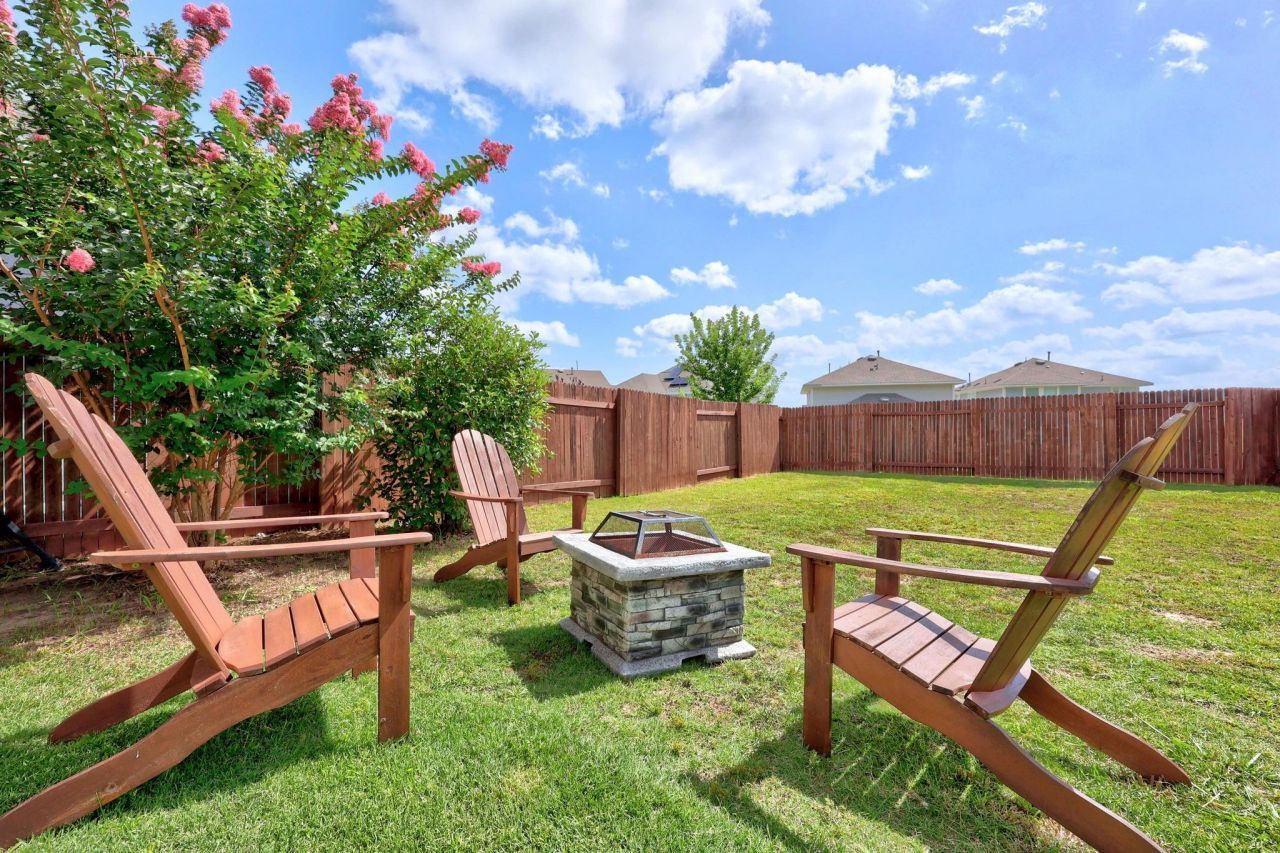 116 Oakstone Dr, Georgetown, TX 78628 Main Photo