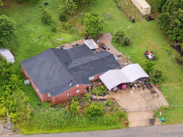 10 Sahoma Lake Road, Sapulpa, OK 74066