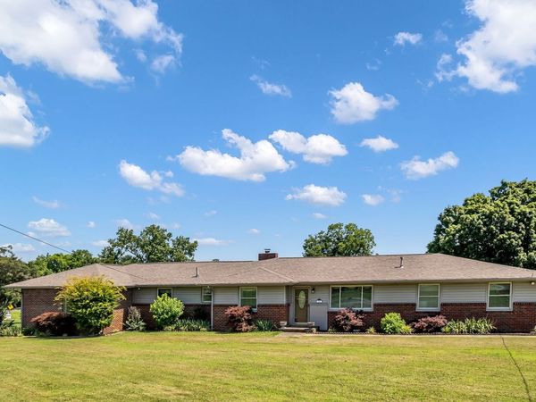 101 Cedarwood Dr, Hendersonville, TN 37075