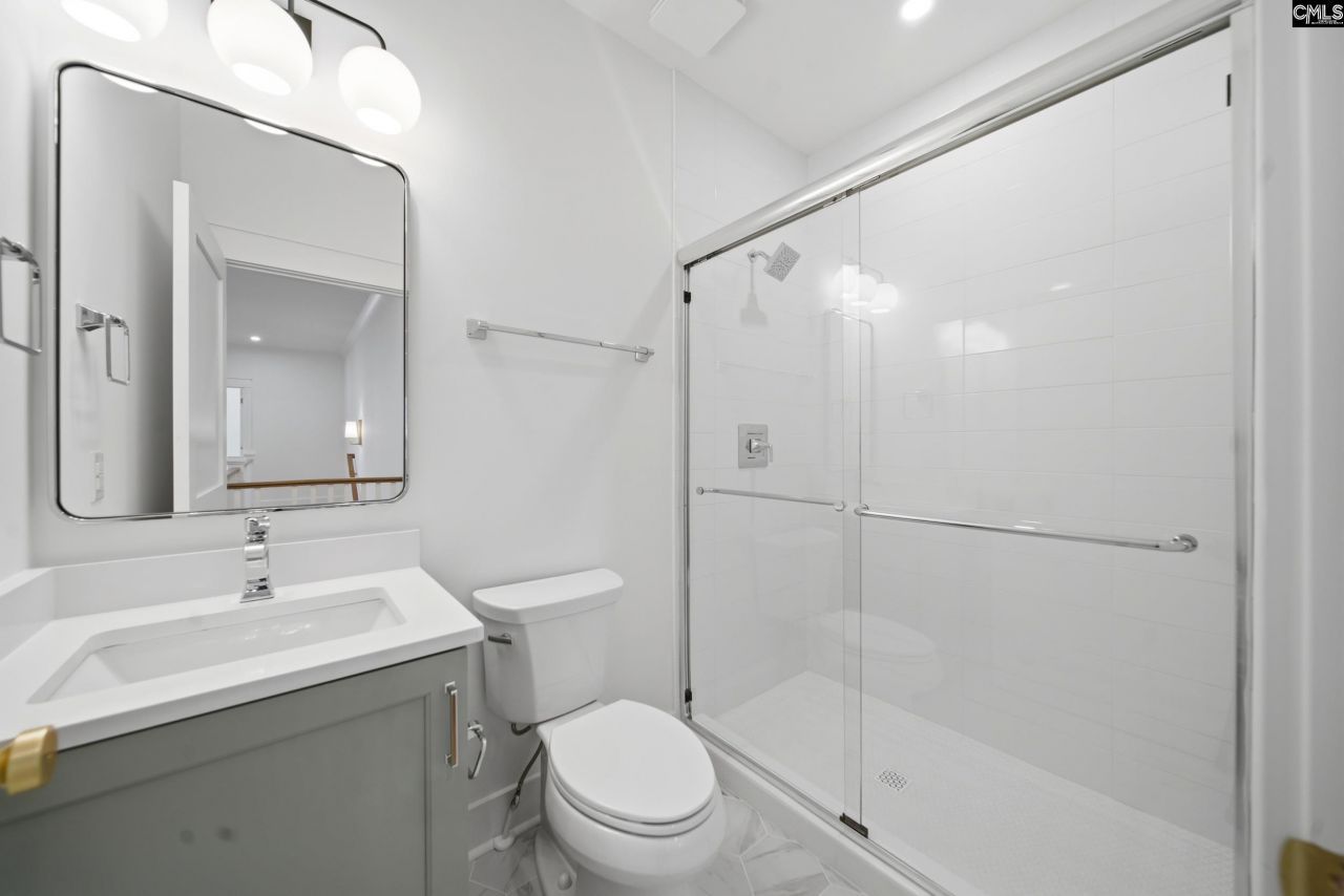 313 Regatta Road Photo 45