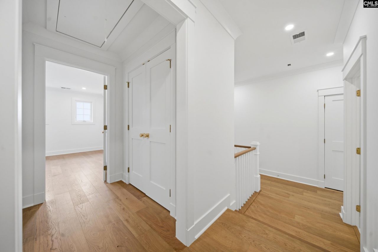 313 Regatta Road Photo 49