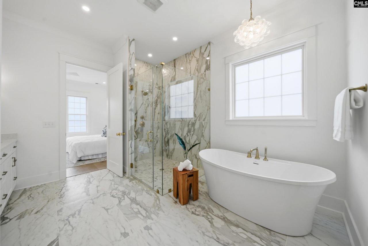 313 Regatta Road Photo 8