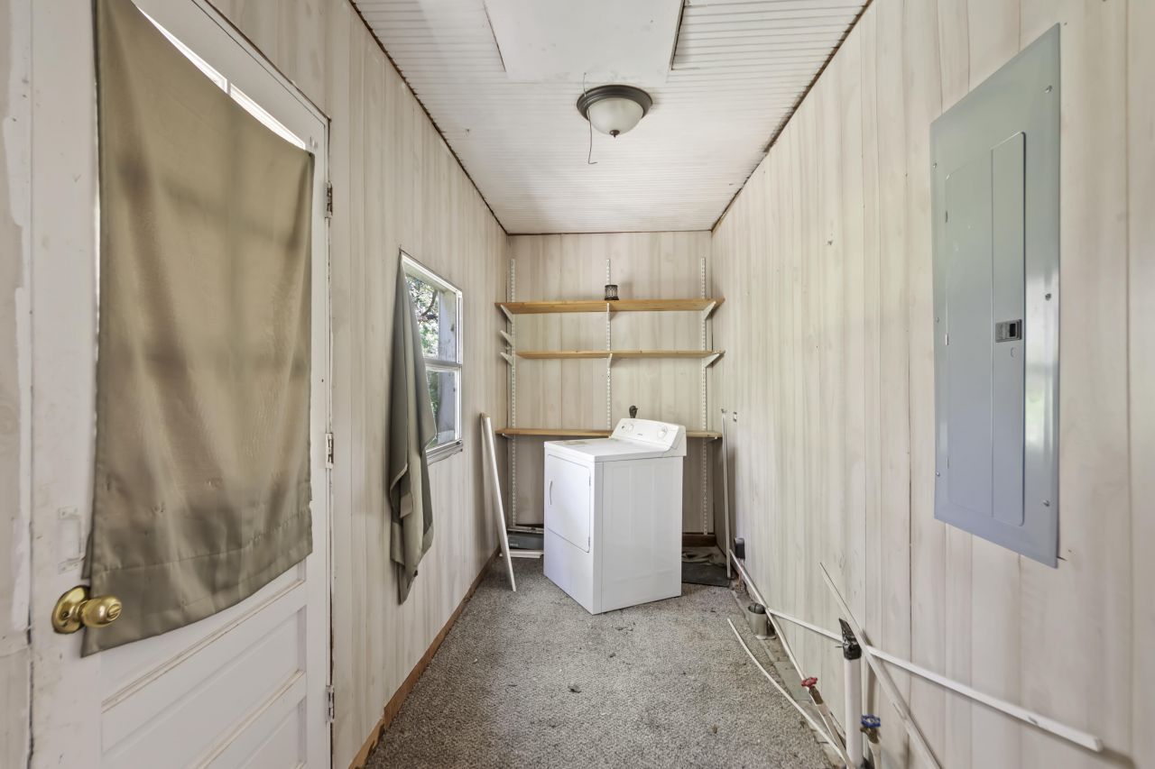 1736 Central Avenue Photo 13