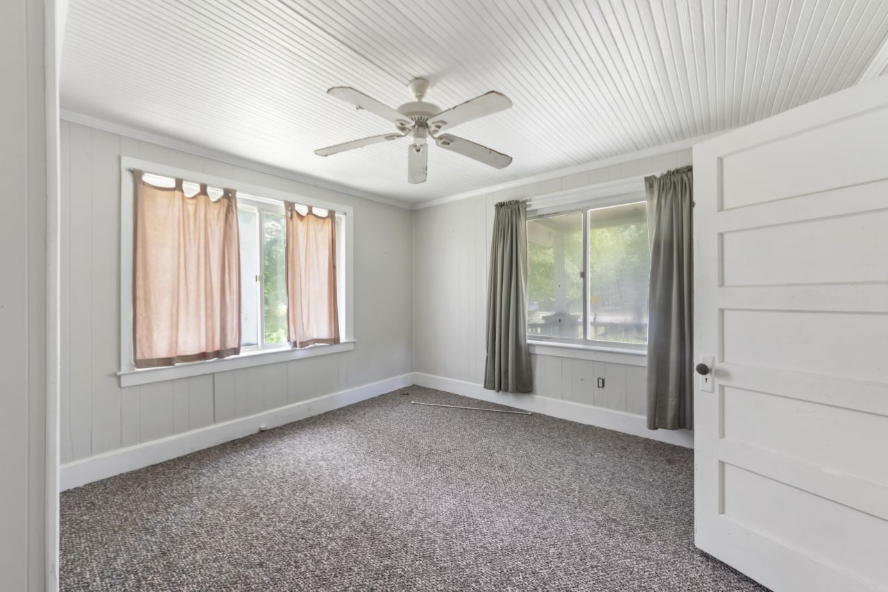 1736 Central Avenue Photo 5