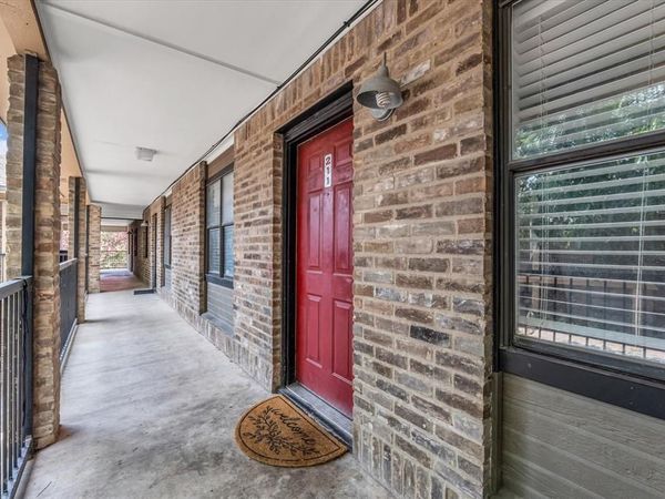1421 S 12th Street, Unit 211, Waco, TX 76706