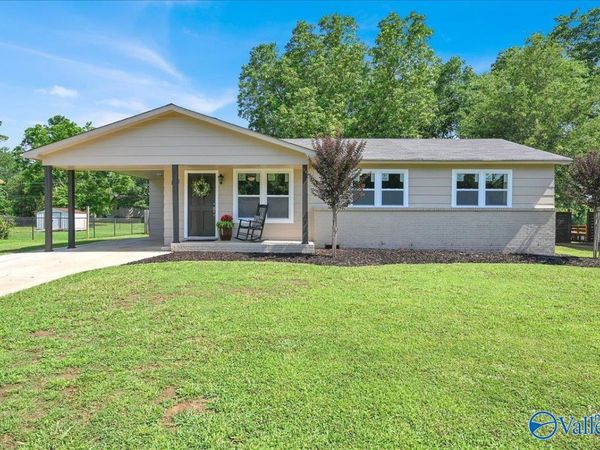 116 Daniel Street SW, Decatur, AL 35601