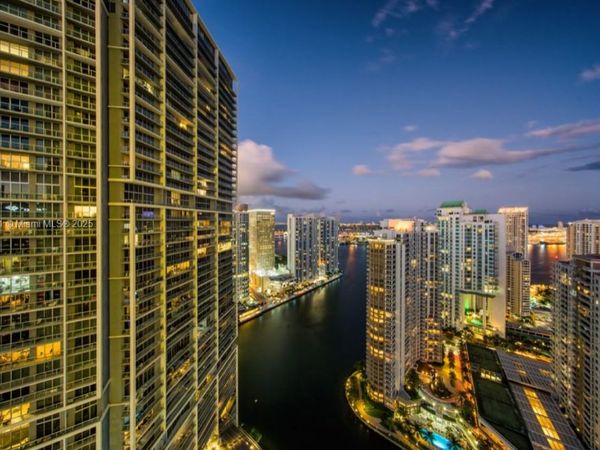 495 Brickell Ave, Unit 4004, Miami, FL 33131