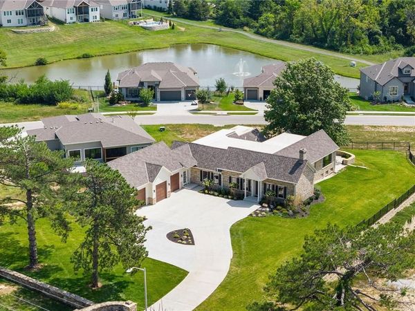 12811 W 71st Street, Shawnee, KS 66216