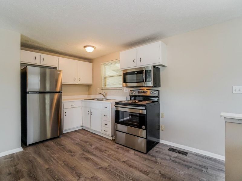 1657 Ripplebrook Road, Columbus, OH 43223 Photo 8