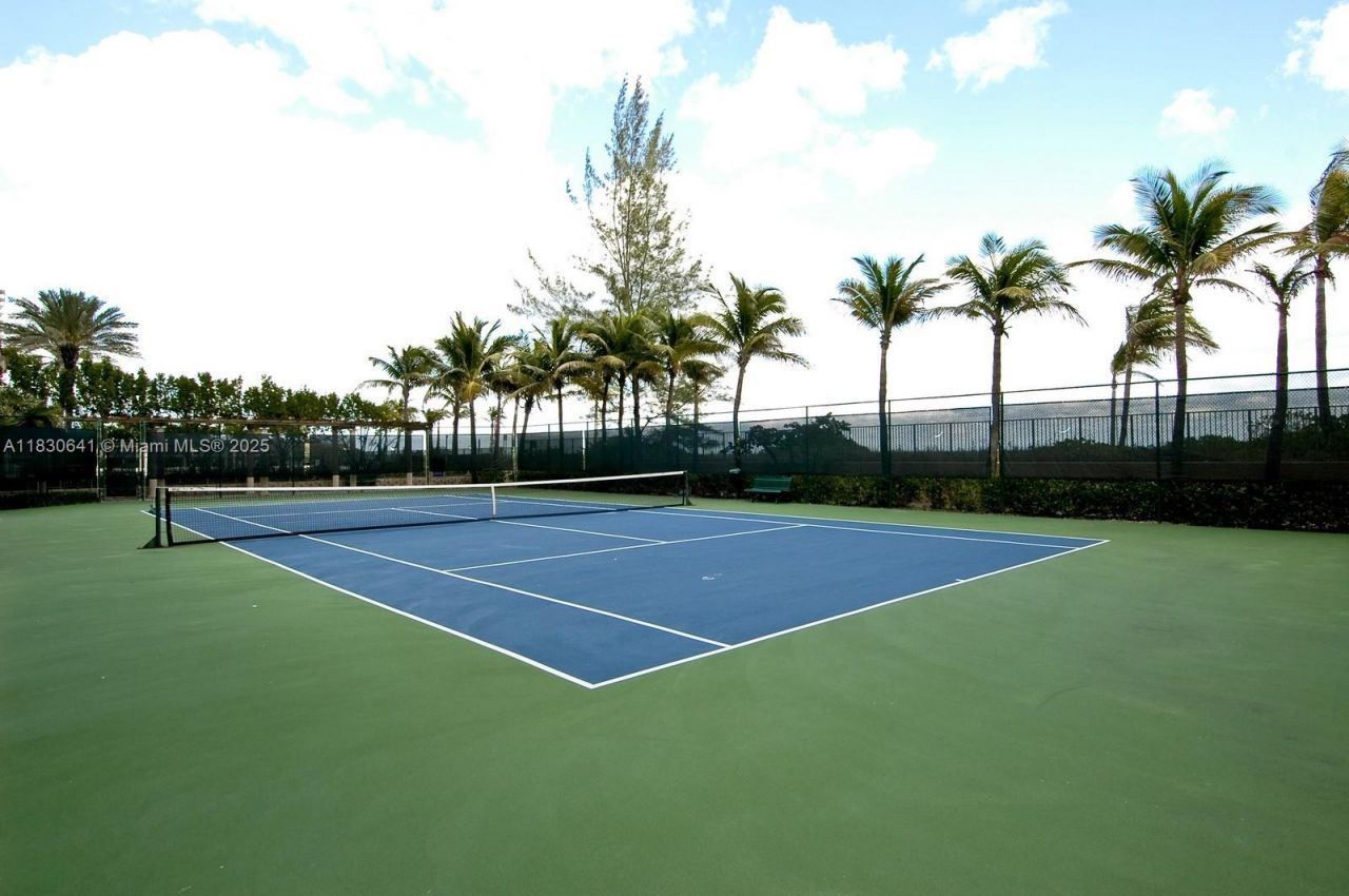 2080 S Ocean Dr, Unit 1408, Hallandale Beach, FL 33009 Photo