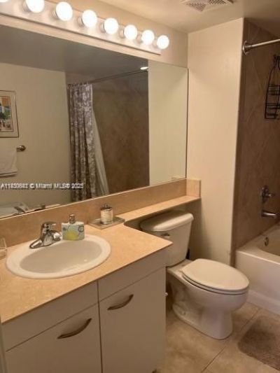 2080 S Ocean Dr, Unit 1408, Hallandale Beach, FL 33009 Photo
