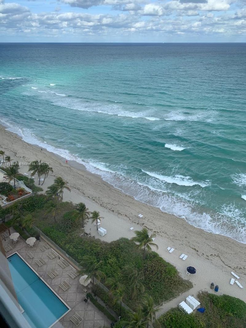 2080 S Ocean Dr, Unit 1408, Hallandale Beach, FL 33009 Photo